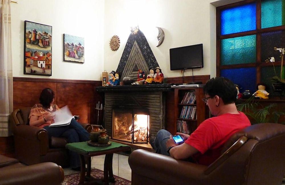 Jhomana Guesthouse Quito Eksteriør billede