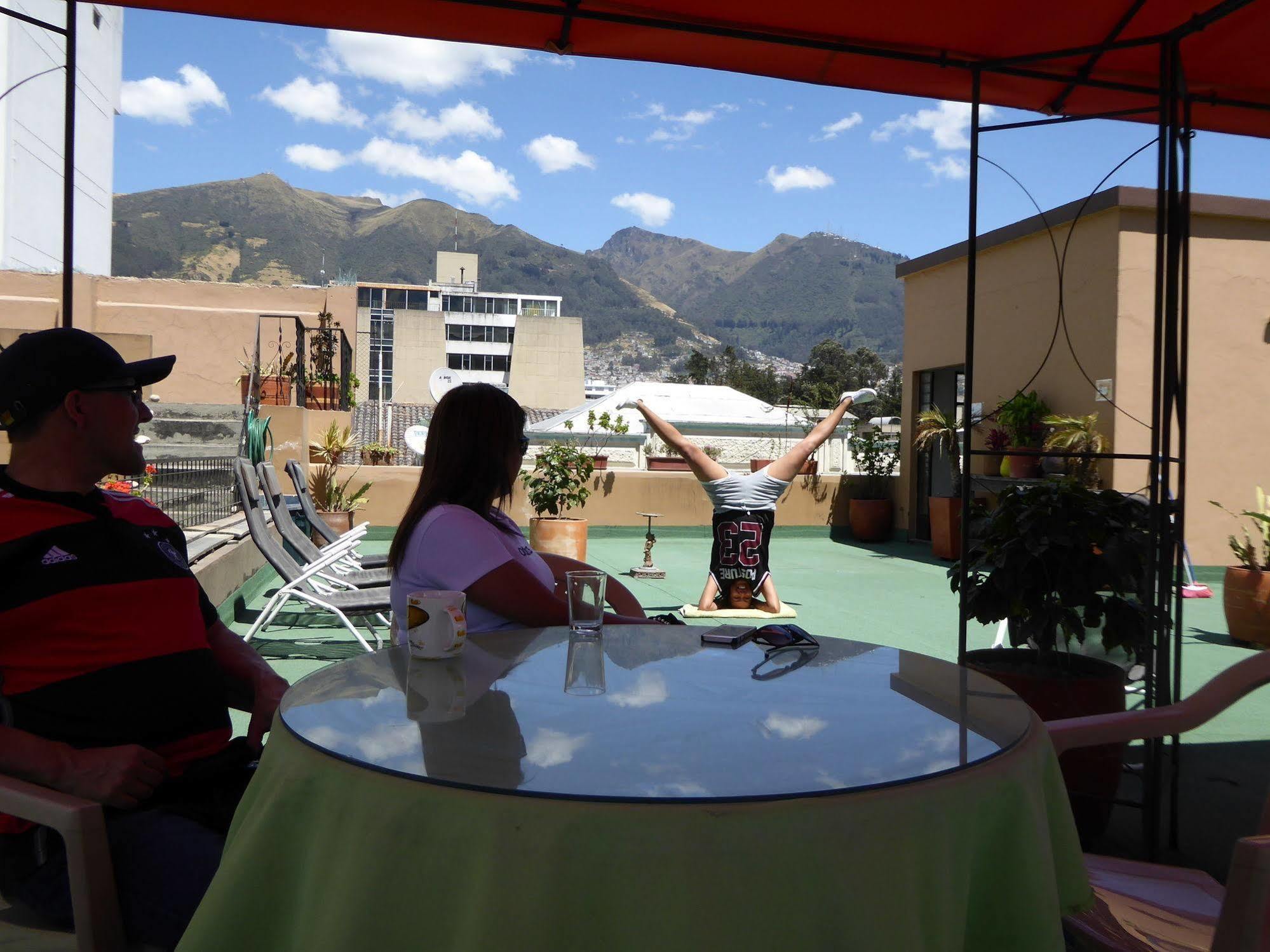 Jhomana Guesthouse Quito Eksteriør billede